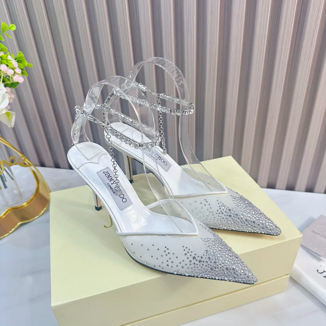 👟👟Ex-factory price 700👟👟 JIMMY CHOO (Jimmy CHOO) 💝💝💝 is a very comprehensive noble fashion lifestyle brand, with a series of women's high-heeled, medium-heeled, flat-heeled sandals with the same strap from major fashion bloggers and celebrities in Hong Kong and the United States.  The Australian pointed toe, round toe and square toe series are simply beautiful. Fall in love with elegance and playful sense of the future. Just by looking at them, you want to own them immediately, but you can really think about a pair of exquisite high heels~~~~~~~~~~~~~~~~~ 💝This series is specially designed for extraordinary and indifferent ladies, thus creating a unique overall effect, Jimmy Choo Design products that inspire women to move forward and show their charm💝💝💝 1⃣️Material: Imported genuine mesh hot diamond 2⃣️Inner: Imported Italian lambskin, super soft and delicate 3⃣️Outsole: Imported Italian original original color genuine leather outsole Heel height 8.5cm (10.0/6.5cm can be made) 4⃣️Code number: 35-39 (34.40.41.42 customized)